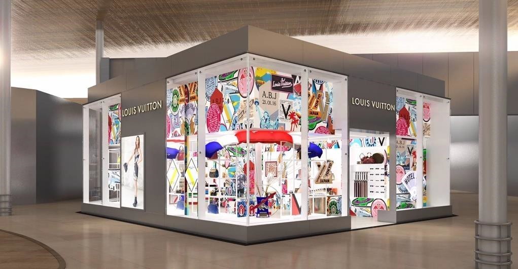 Louis Vuitton opens its first shop in a french Airport, at Paris