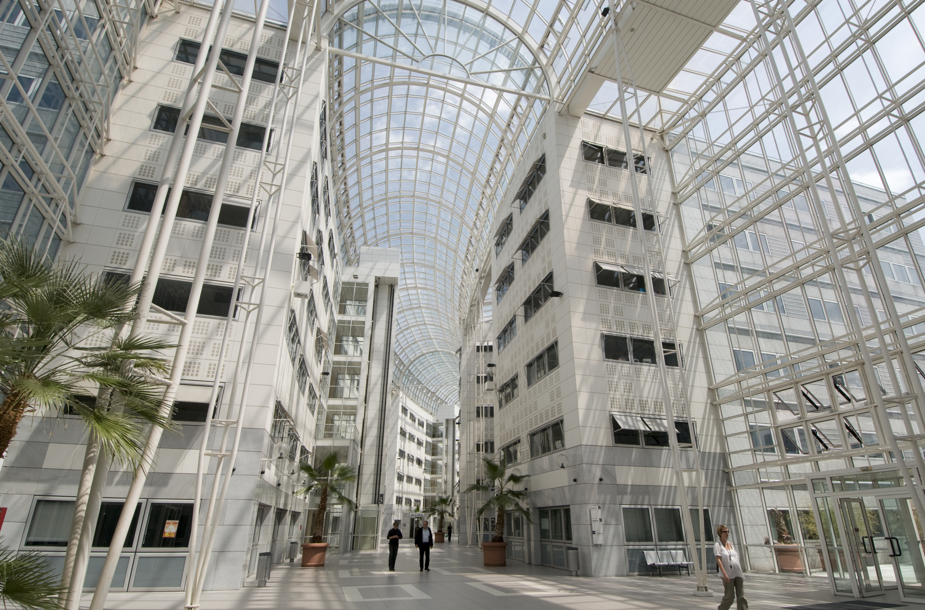 Le Groupe ADP acquiert la totalité du Dôme, ensemble de huit immeubles de bureaux à Roissypole, sur l'aéroport Paris-Charles de Gaulle