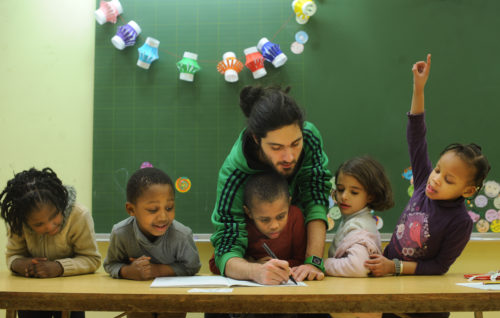 The Groupe ADP foundation and the Alliance pour l'éducation have joined forces to combat failure at school.