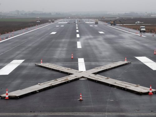 Remise en service de la nouvelle piste 3 de l'aéroport Paris-Orly