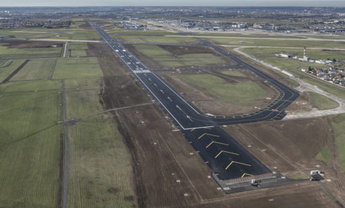 Remise en service de la nouvelle piste 3 de l'aéroport Paris-Orly