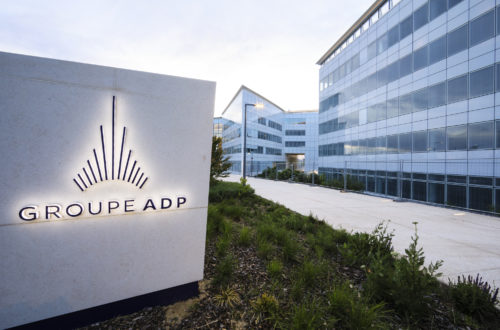 Le Groupe ADP se dote d'une nouvelle organisation<br />
pour optimiser sa performance et son développement.<br />
Il procède à de nouvelles nominations